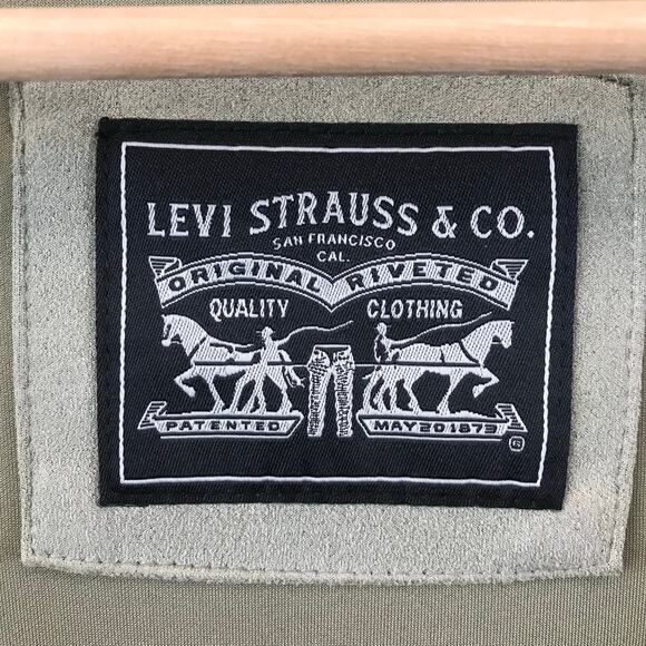 Levi’s Shirt Jacket Women’s XS Green Faux Suede Zip Snap Front Microsuede - Picture 4 of 10